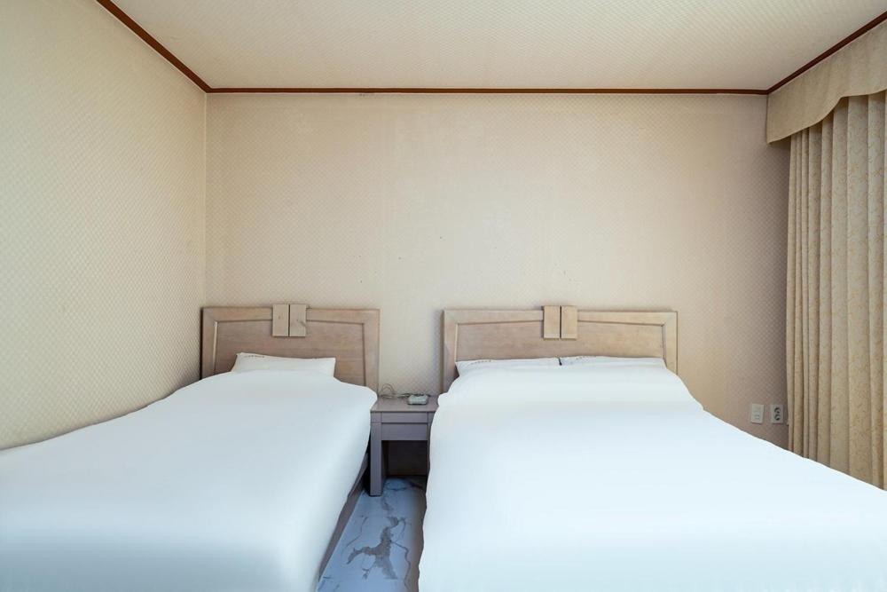 Oceanview Resortel Boryeong Buitenkant foto