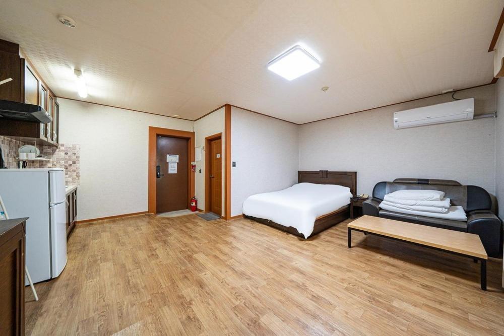 Oceanview Resortel Boryeong Buitenkant foto