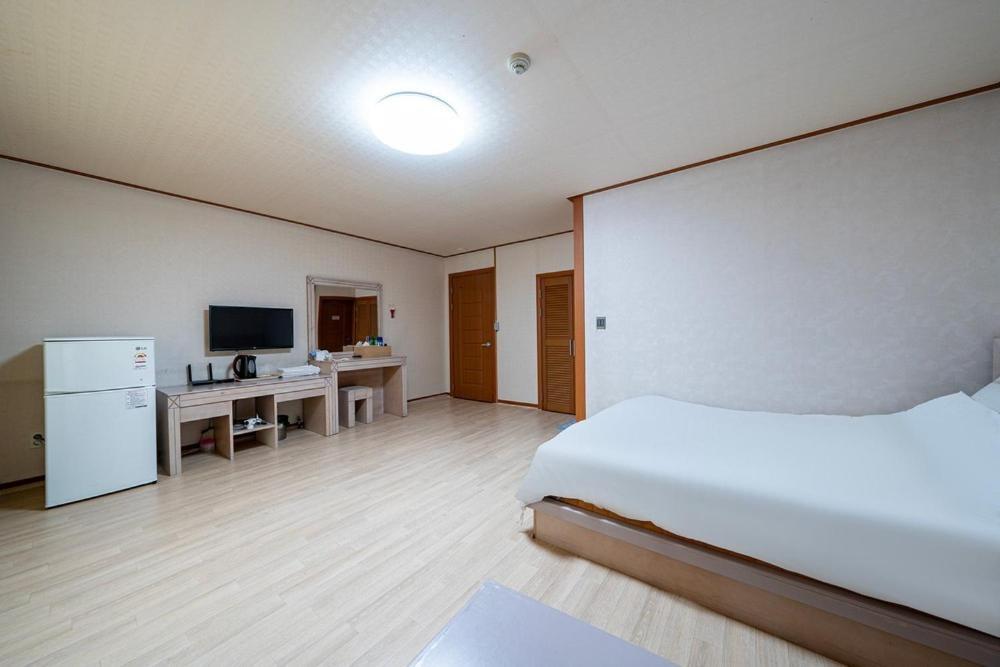 Oceanview Resortel Boryeong Buitenkant foto