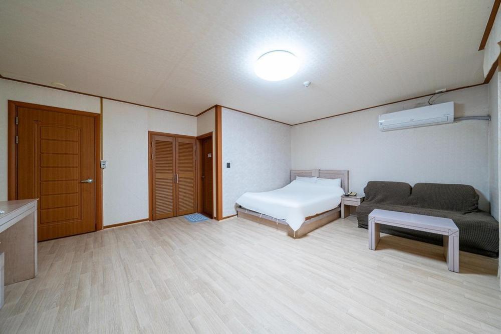 Oceanview Resortel Boryeong Buitenkant foto