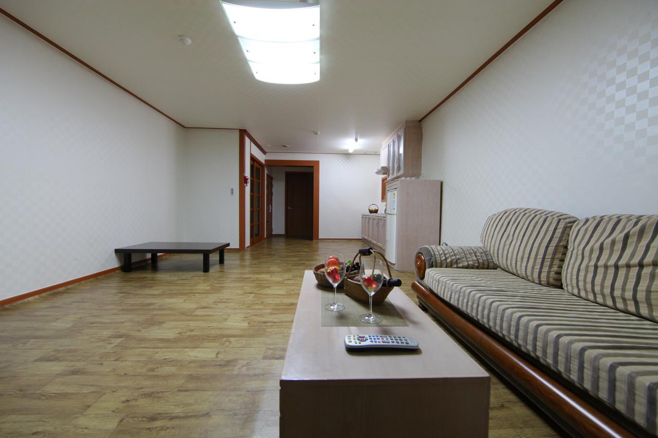 Oceanview Resortel Boryeong Buitenkant foto